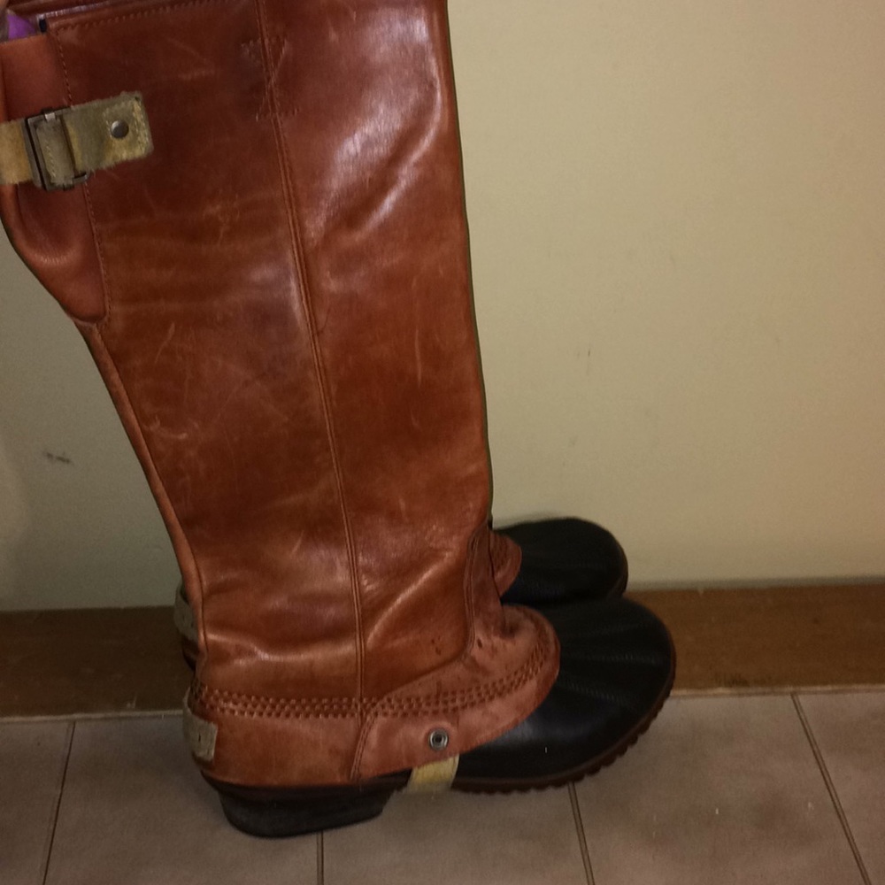 Sorel boots 9